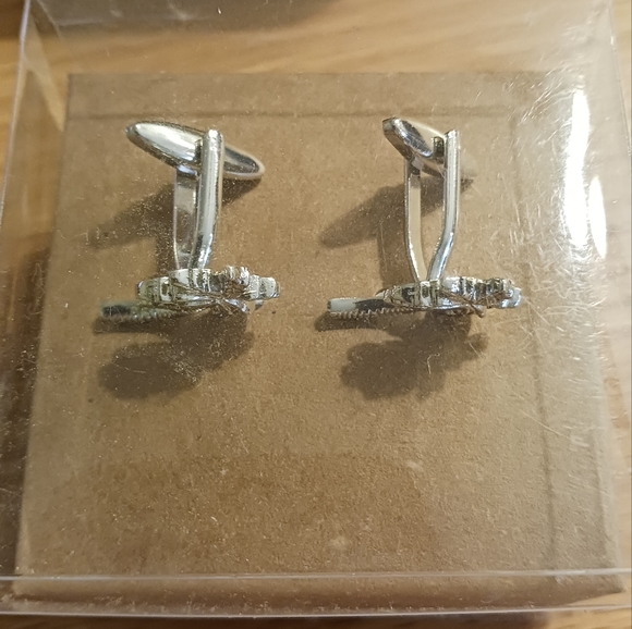 Hipster Palm Tree Cufflinks - Picture 3 of 3